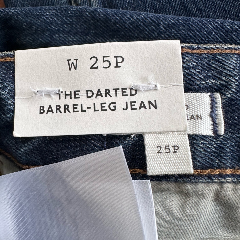 NEW MADEWELL The Petite Darted Barrel-Leg Jean Danver Wash Rigid Denim Size 25P - Picture 8 of 8
